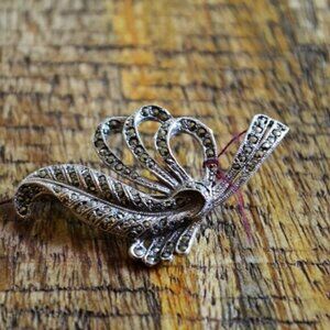 Vintage  Marcasite Brooch in Leaf Flourish Design 1950s